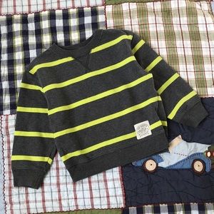 Gap sweatshirt